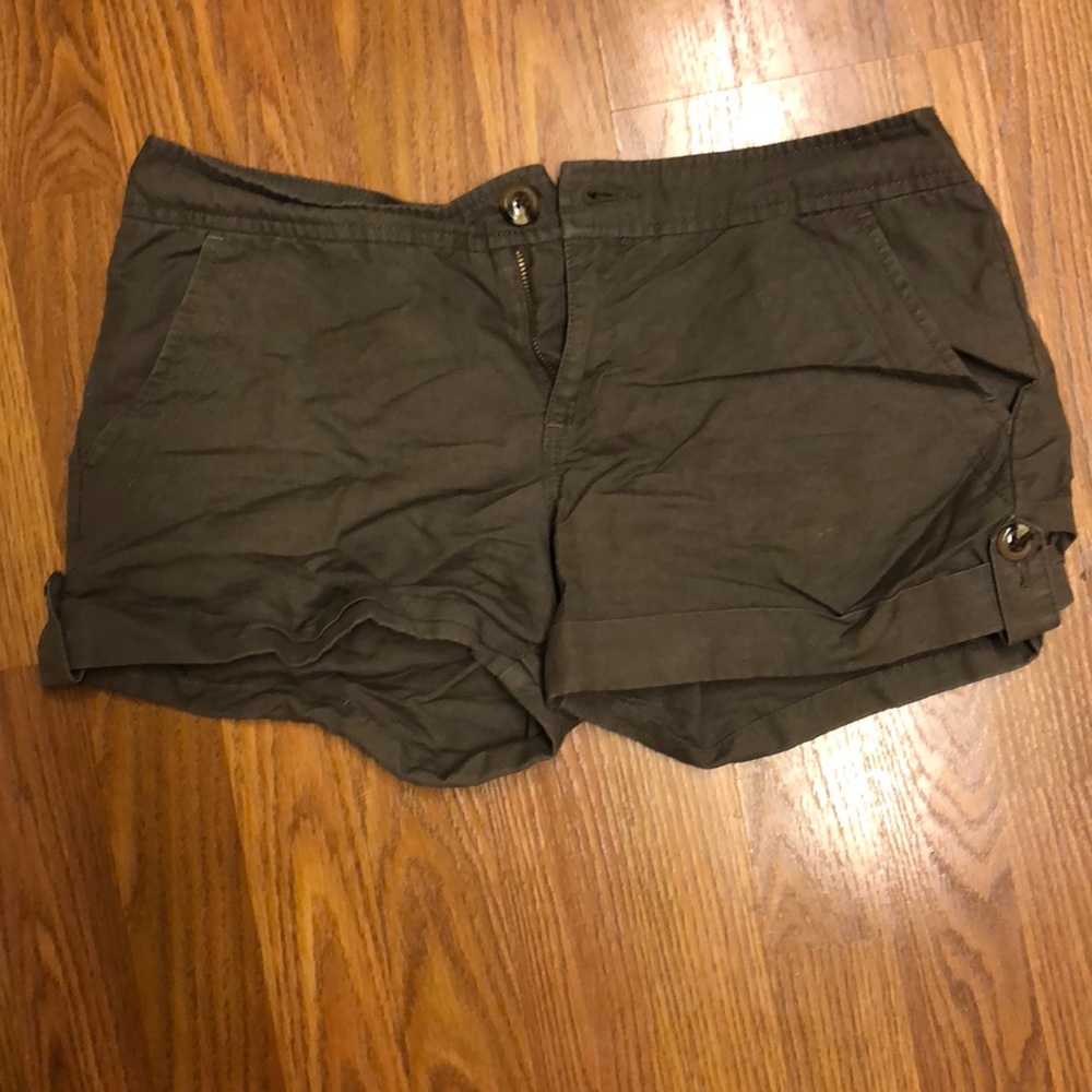 Old Navy brown shorts